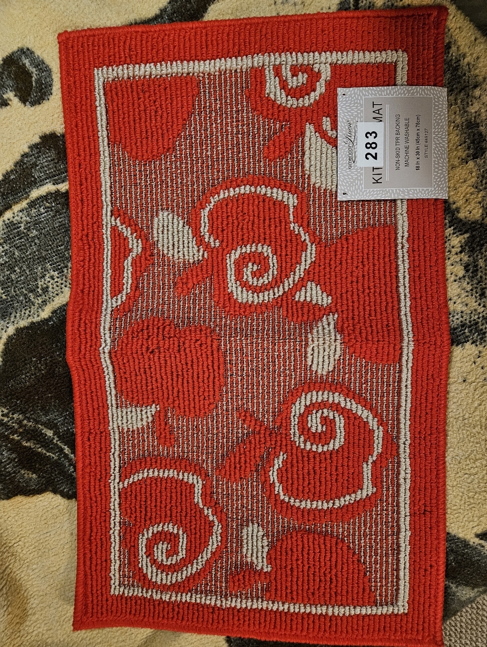 Red Apple Pattern Accent Mat by
